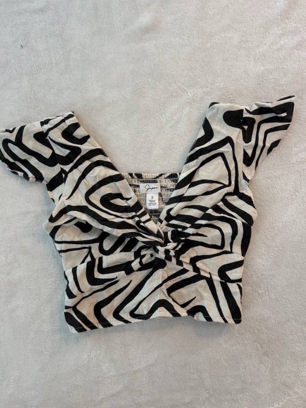 Black and White Patterned Top